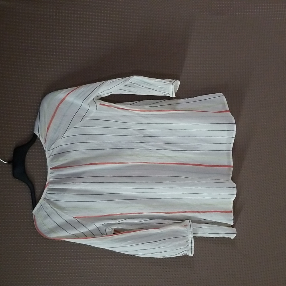 Blouse - Picture 2 of 2
